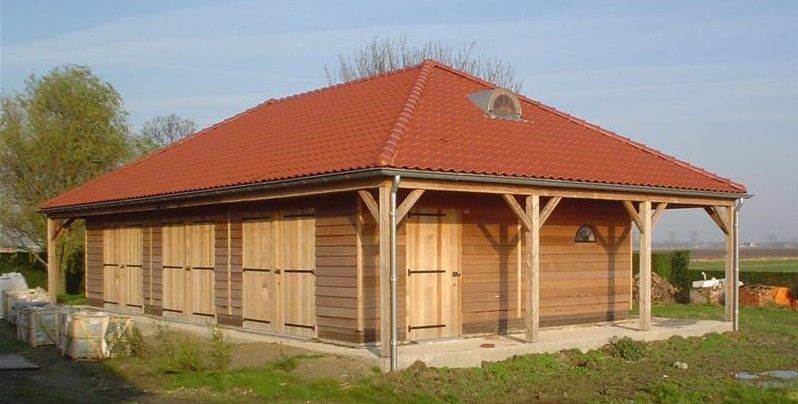 Oud-Hollandse stolpschuur door Schipper houtbouw